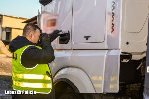 technik kryminalistyki podczas oględzin