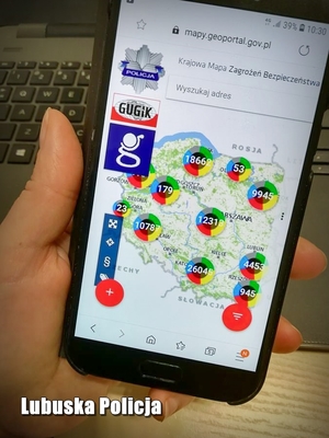 aplikacja Krajowej Mapy Zagrożeń Bezpieczeństwa w telefonie