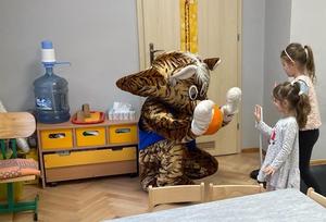 tygrysek LUPO na spotkaniu z dziećmi